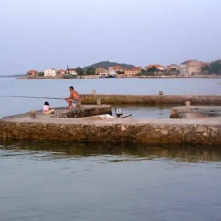 In With Seaview, Balcony, Air Condition, Wifi Apartment *